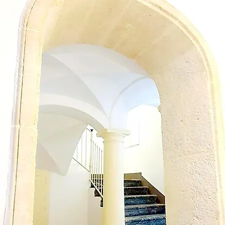 Antica Dimora Barocca Bed & Breakfast 4*